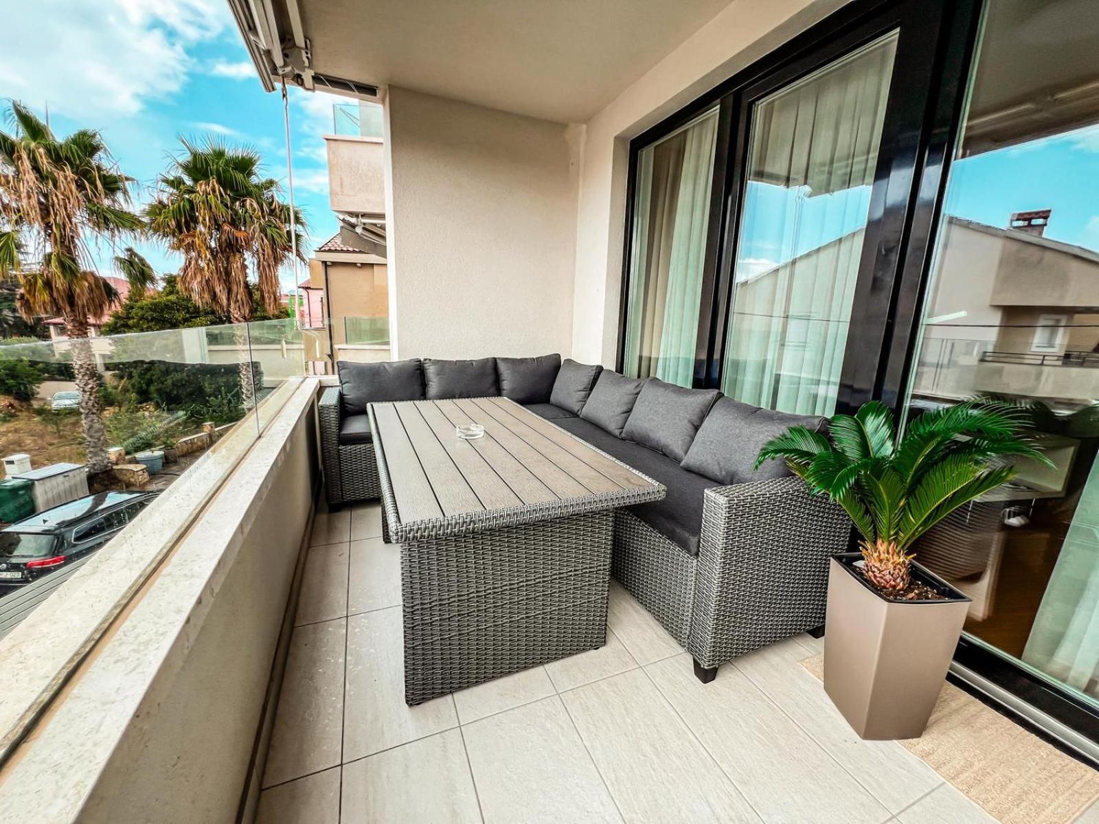 Opera 3 Apartment Zadar Bagian luar foto